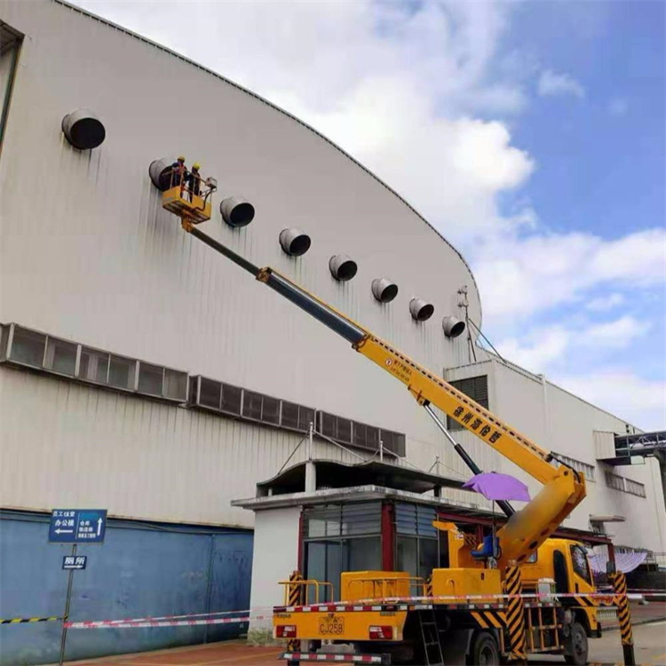 金华高空作业车出租服务：专业广告牌安装解决方案